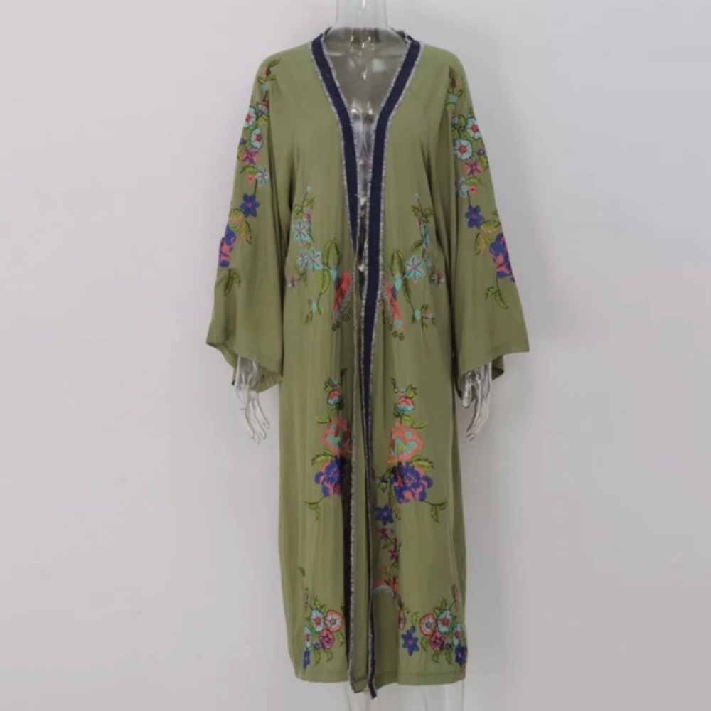 SOLD OUT Olive Floral Embroidered Coverup Kimono Robe Wrap - Picture 4 of 7